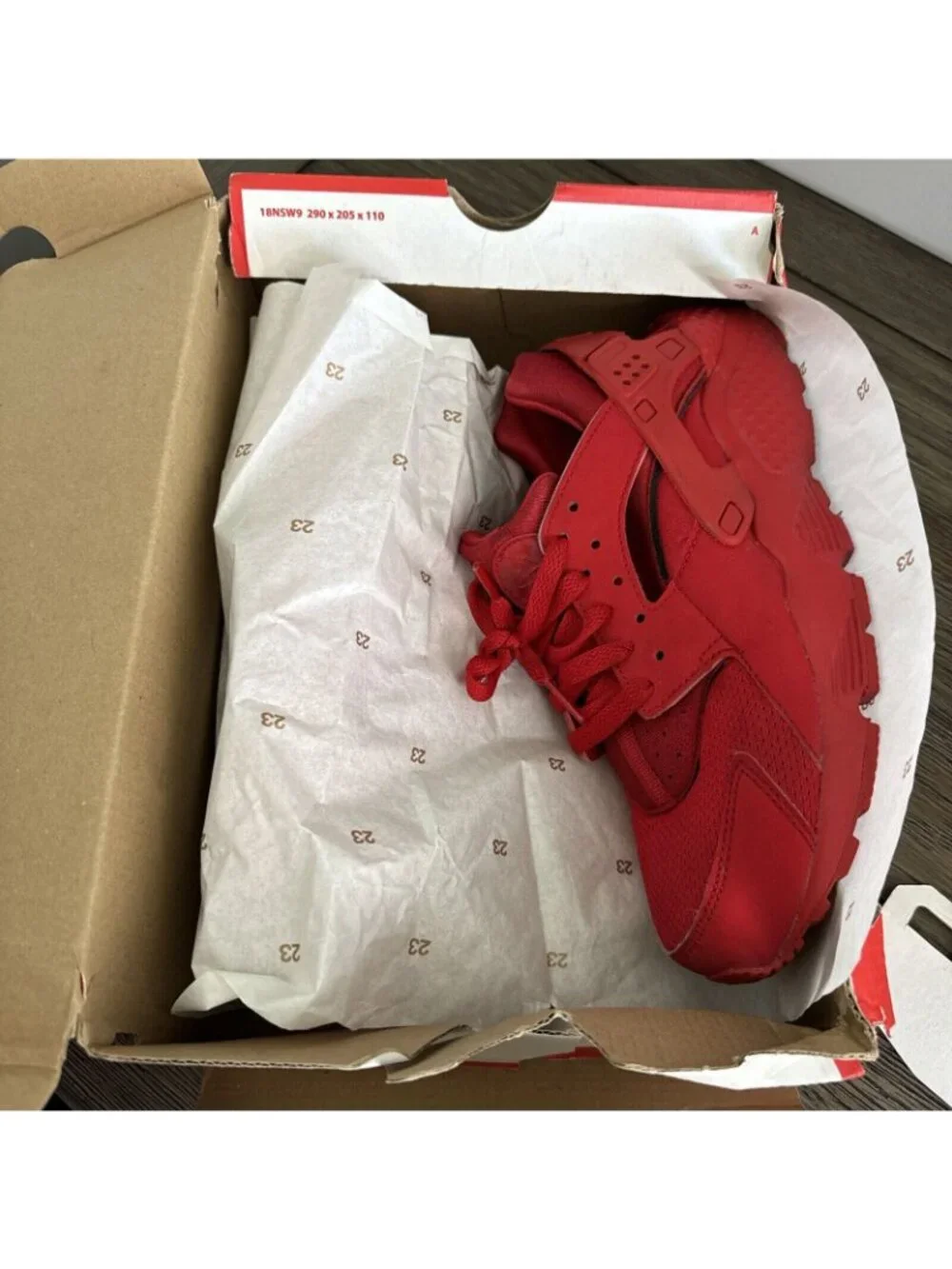 Nike Huarache Run GS University Red Youth Size 7Y Sneakers W/Box